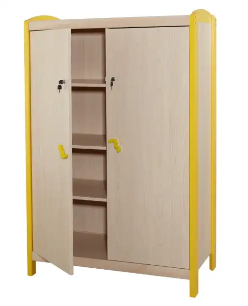Ces meubles, de fabrication professionnelle, sont pensés pour les espaces réservés aux adultes (bureaux, infirmeries, zones de change, buanderies…). Solides et ergonomiques, ils contribuent à une organisation optimale du quotidien tout en garantissant la sécurité des enfants.
