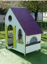 cabane dexterieur creche.webp