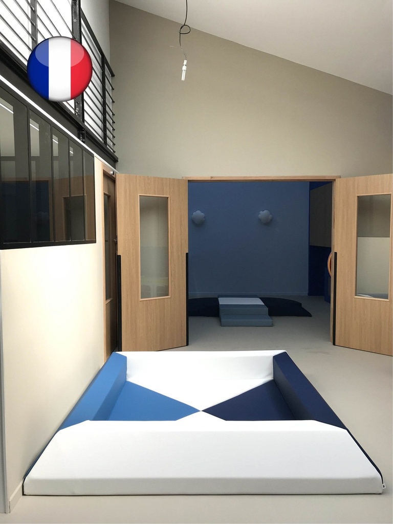 [6430] Combinaison de Tapis Triangles et Dossier Baby pour Crèches, dimensions 190x190x25cm (Nuancier cocon)