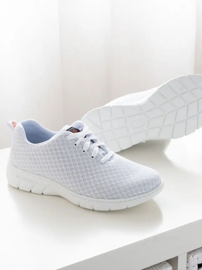 Chaussures de travail déperlantes et légères pour professionnels