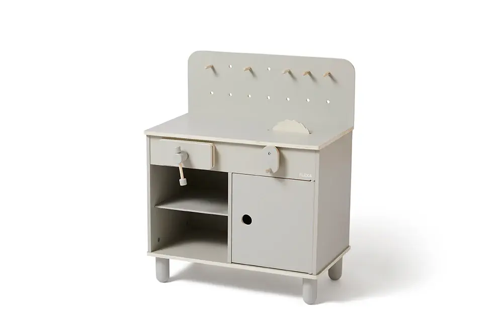Établi en bois pour enfants – avec étau, scie et rangements