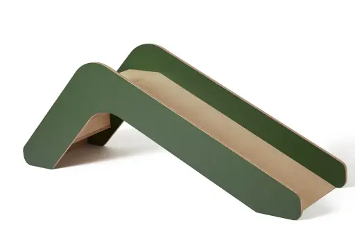 Toboggan en bois avec marches – sécurité et motricité dès le plus jeune âge
